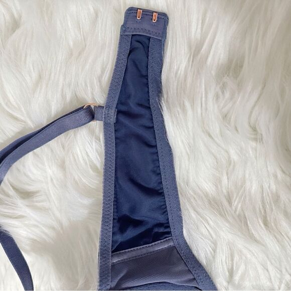 ᴇᴜᴄ ᴠꜱ ꜱᴀᴛɪɴ ʟɪɢʜᴛʟʏ ʟɪɴᴇᴅ ᴅᴇᴍɪ ᴅʀᴇᴀᴍ ᴀɴɢᴇʟꜱ ʙʀᴀ - Picture 13 of 17